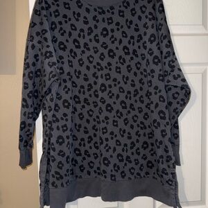 Old Navy Black Leopard Print Women's Sweater